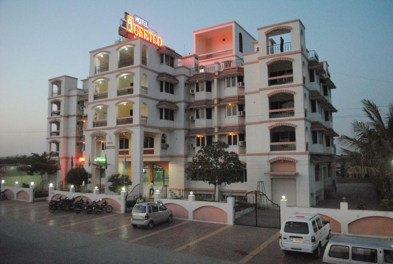 Geetco Hotel Jalor Экстерьер фото