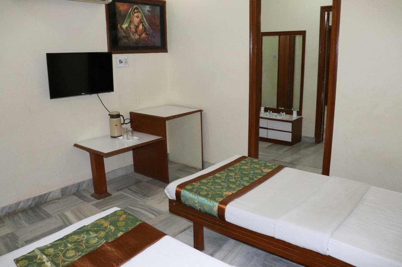 Geetco Hotel Jalor Экстерьер фото